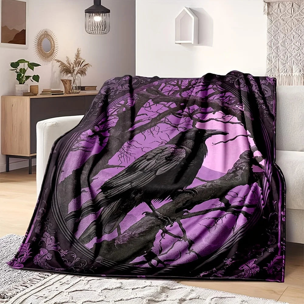 A Gothic-Style Crow Print Flannel Blanket - Soft And Warm for All Seasons